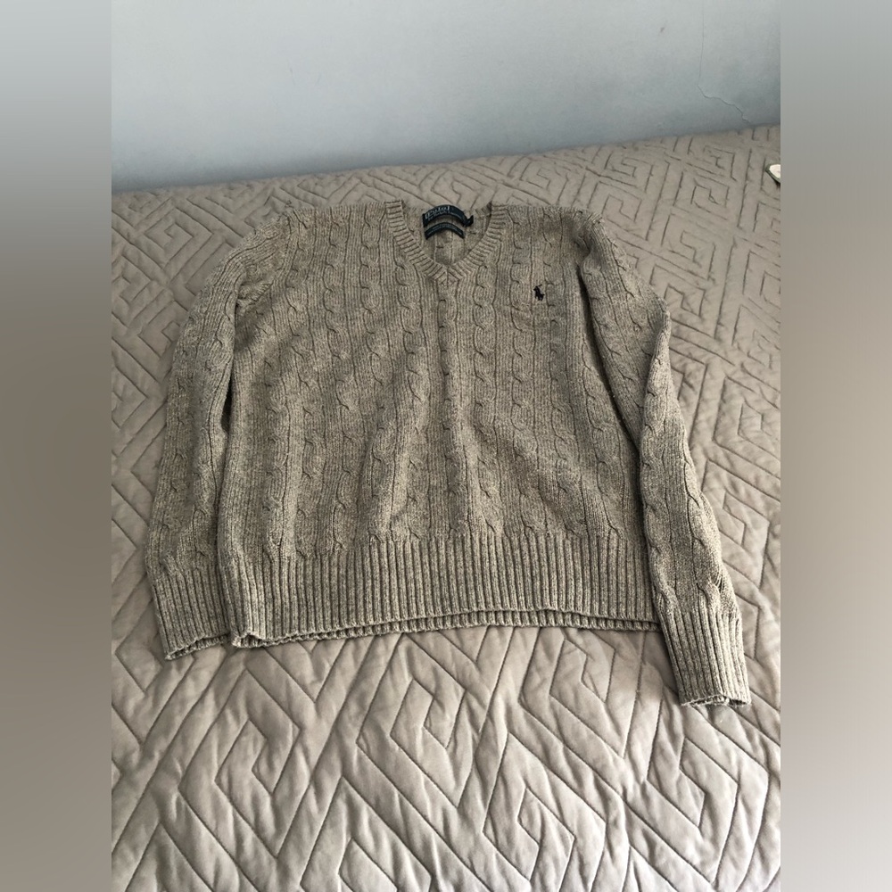 Men’s sweater